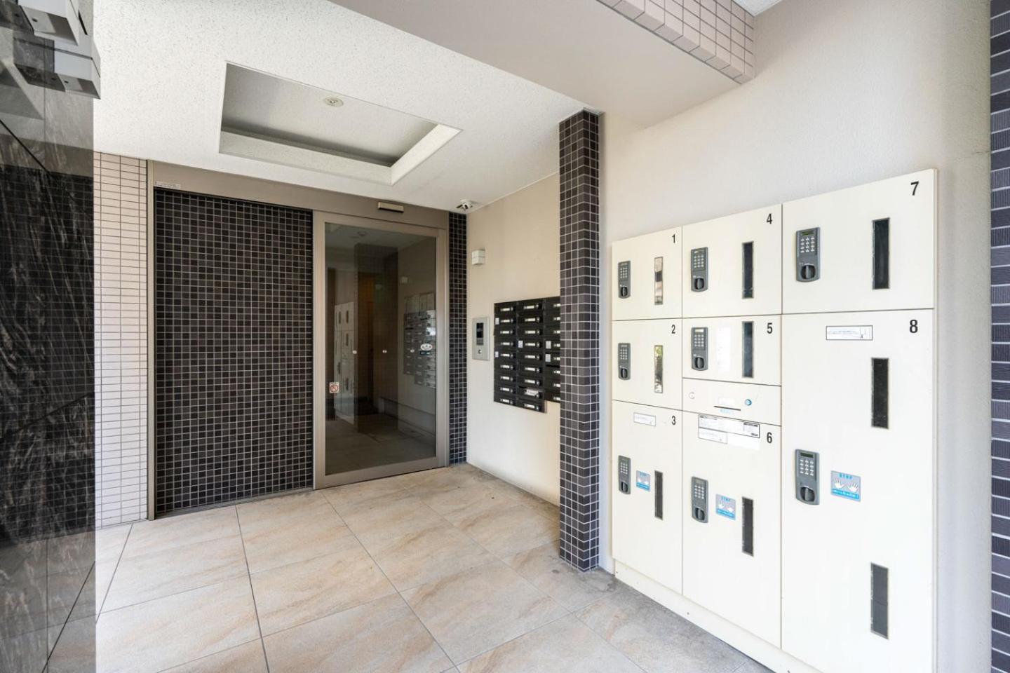Crest Court Kagurazaka Apartment Tokyo Exterior photo